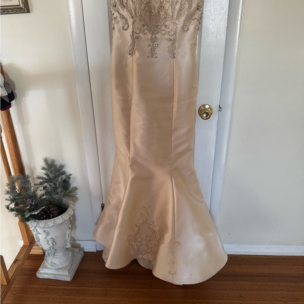 Elegant Cream Satin Gown with Embroidery